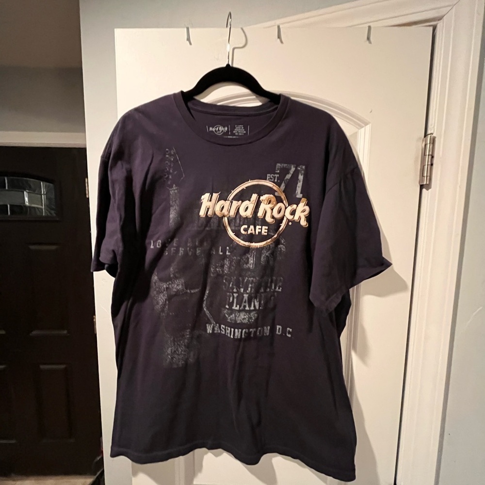 Hard Rock Cafe Men's Blue T-Shirt
